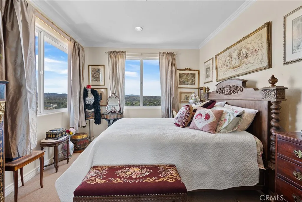 24845 Bella Vista Drive, Newhall, California 91321 home-pic-21